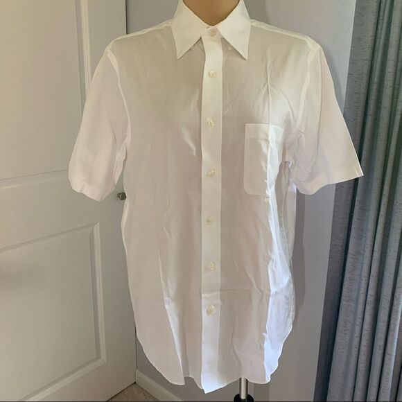 Croft and Borrow Classic Fit NWOT White Button Down Collared Short Sleeve Top - Picture 1 of 6